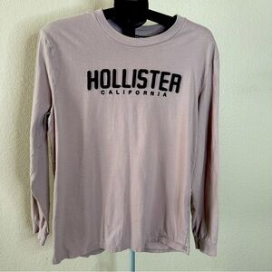 Hollister Men’s Light Pink Long Sleeve T-Shirt - Size Medium - Embroidered Logo
